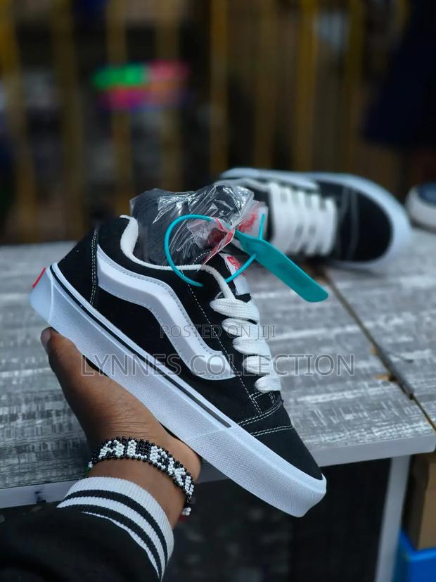 Off the Wall Skatervans Knu School , Skater Vans Sizes 36-45