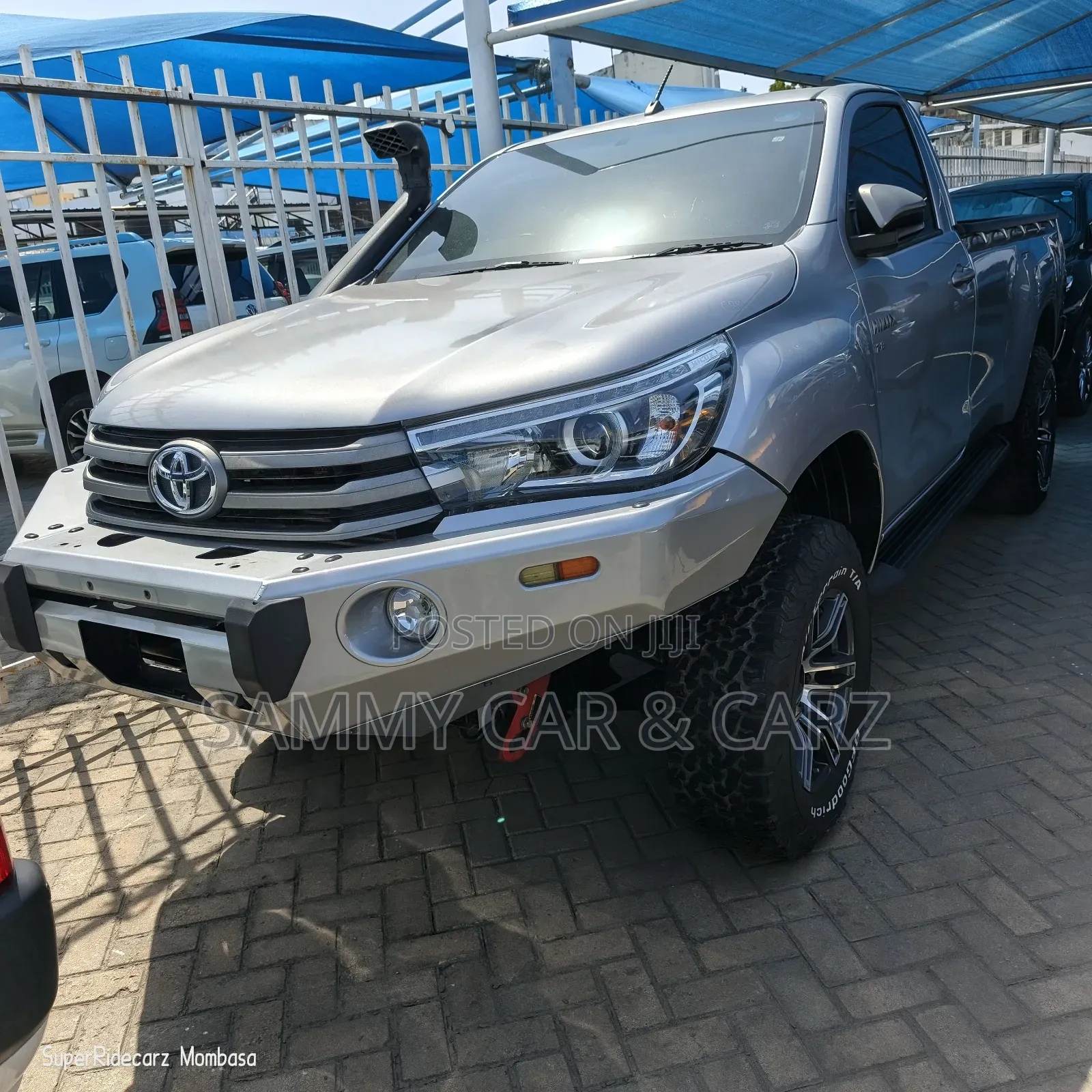 Toyota Hilux 2018 Silver