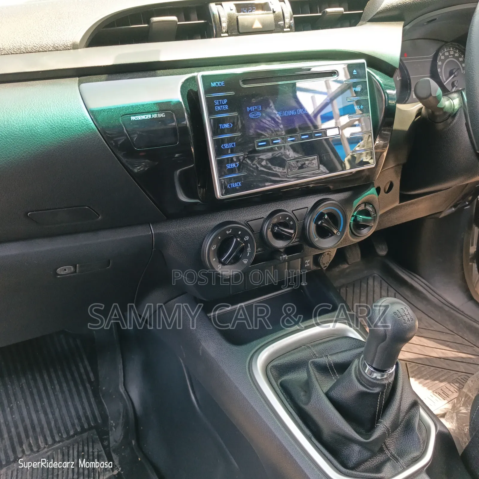 Toyota Hilux 2018 Silver