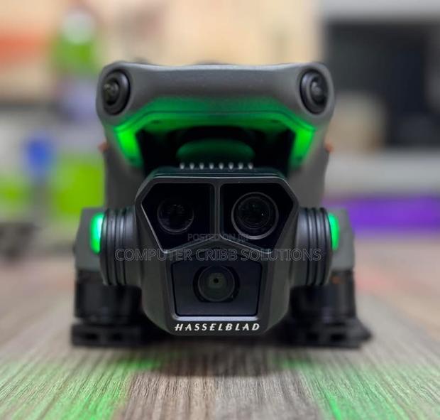 Dji Mavic 3 Pro Cine Premium Combo Drone With Rc Pro - thumbnail 3