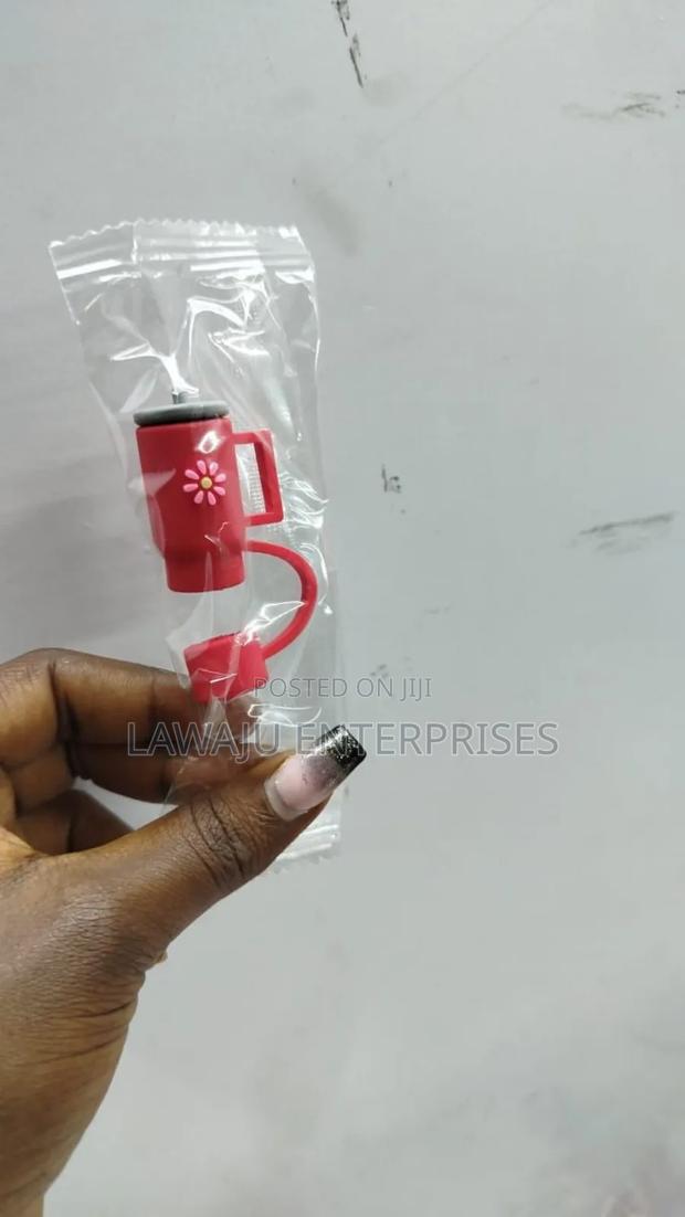 Straw Toppers - main view