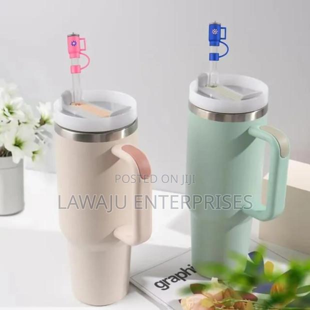 Straw Toppers