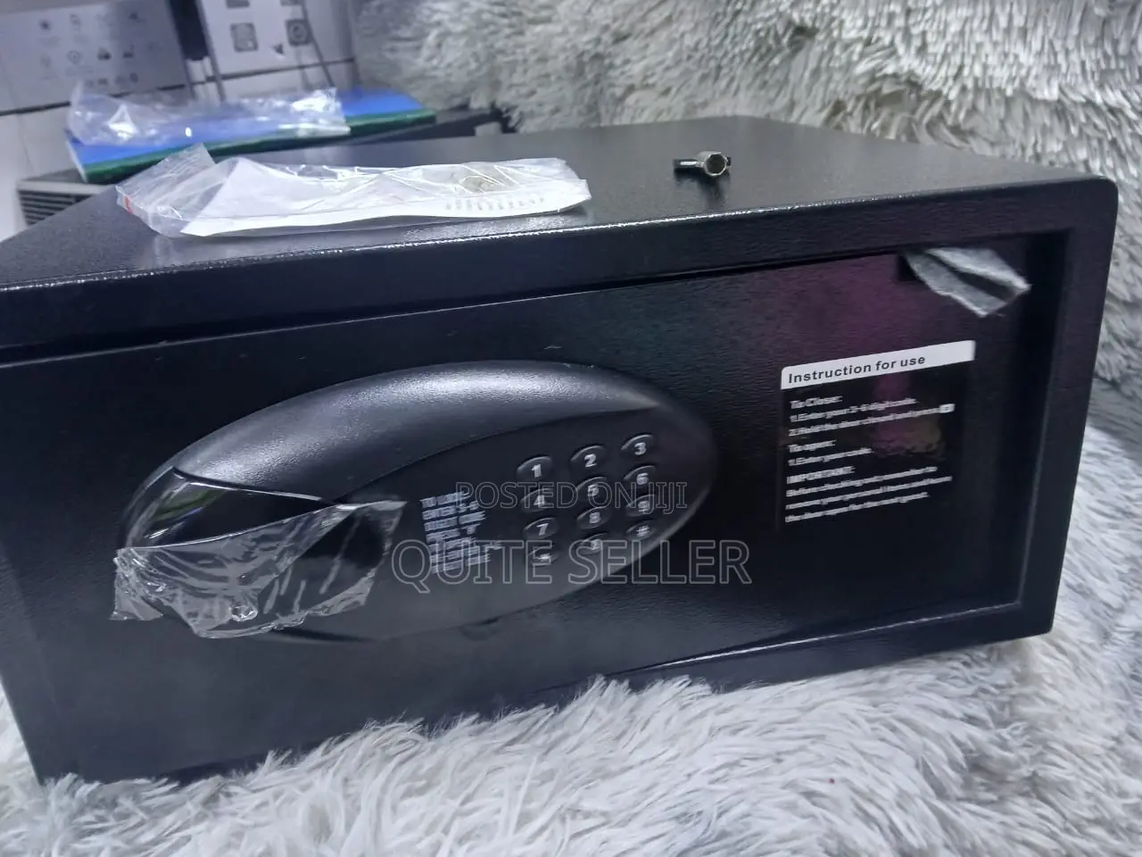 Safe Box Small Mini Bedside Cabinet Steel Safe Moneybox