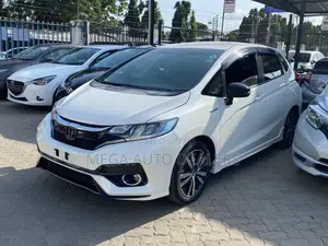 Honda Fit 2018 White