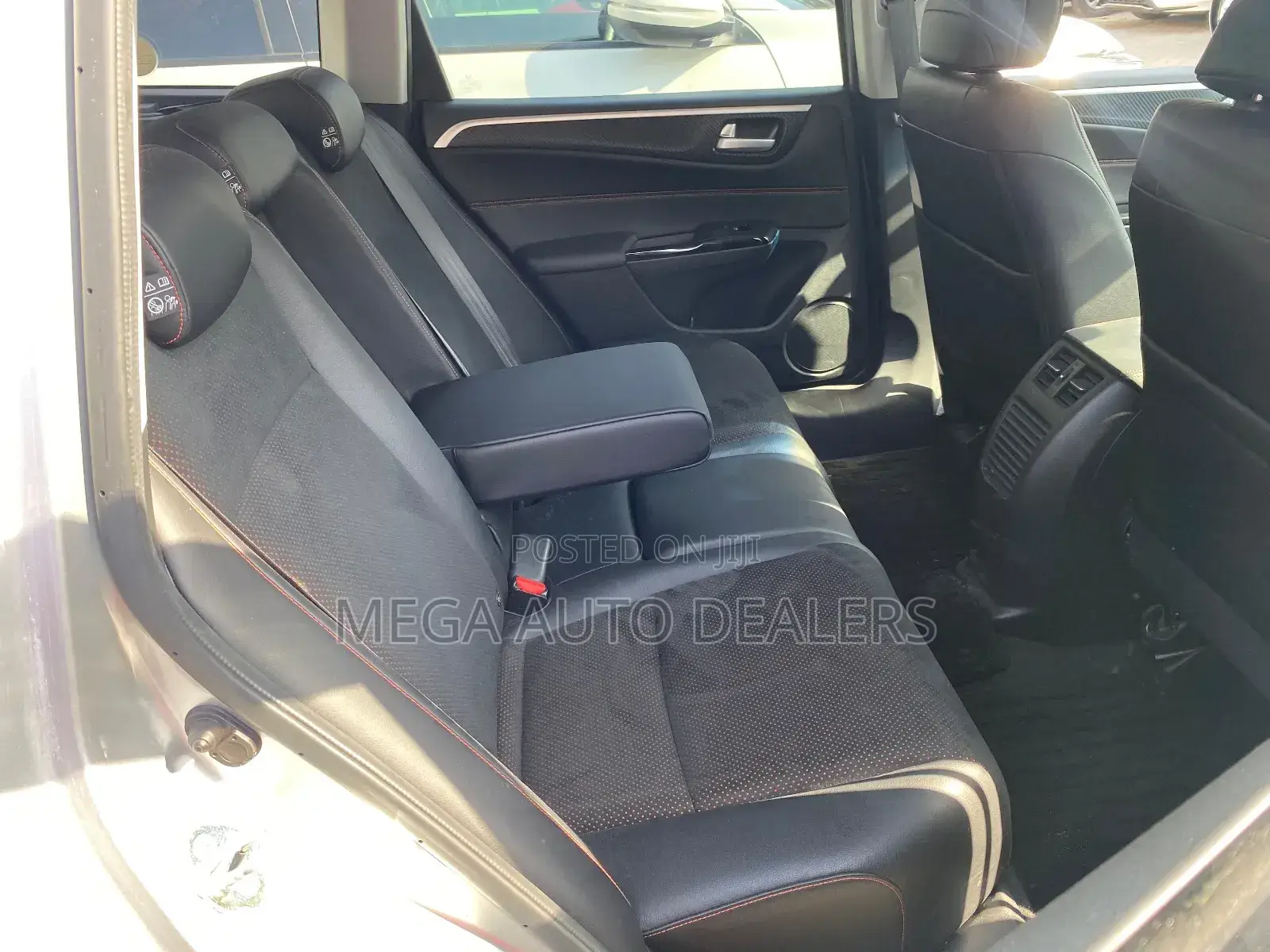 Honda Jade 2018 Silver