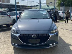 Mazda 2 2018 White