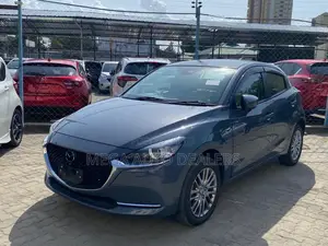 Mazda 2 2018 White