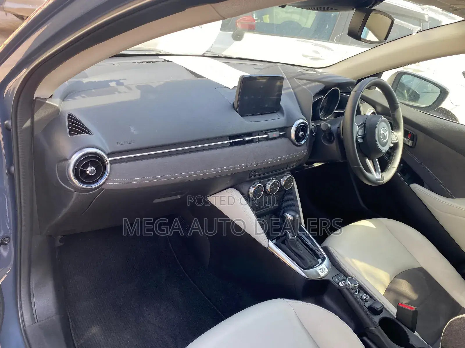 Mazda 2 2018 White