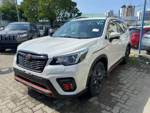Subaru Forester 2019 White