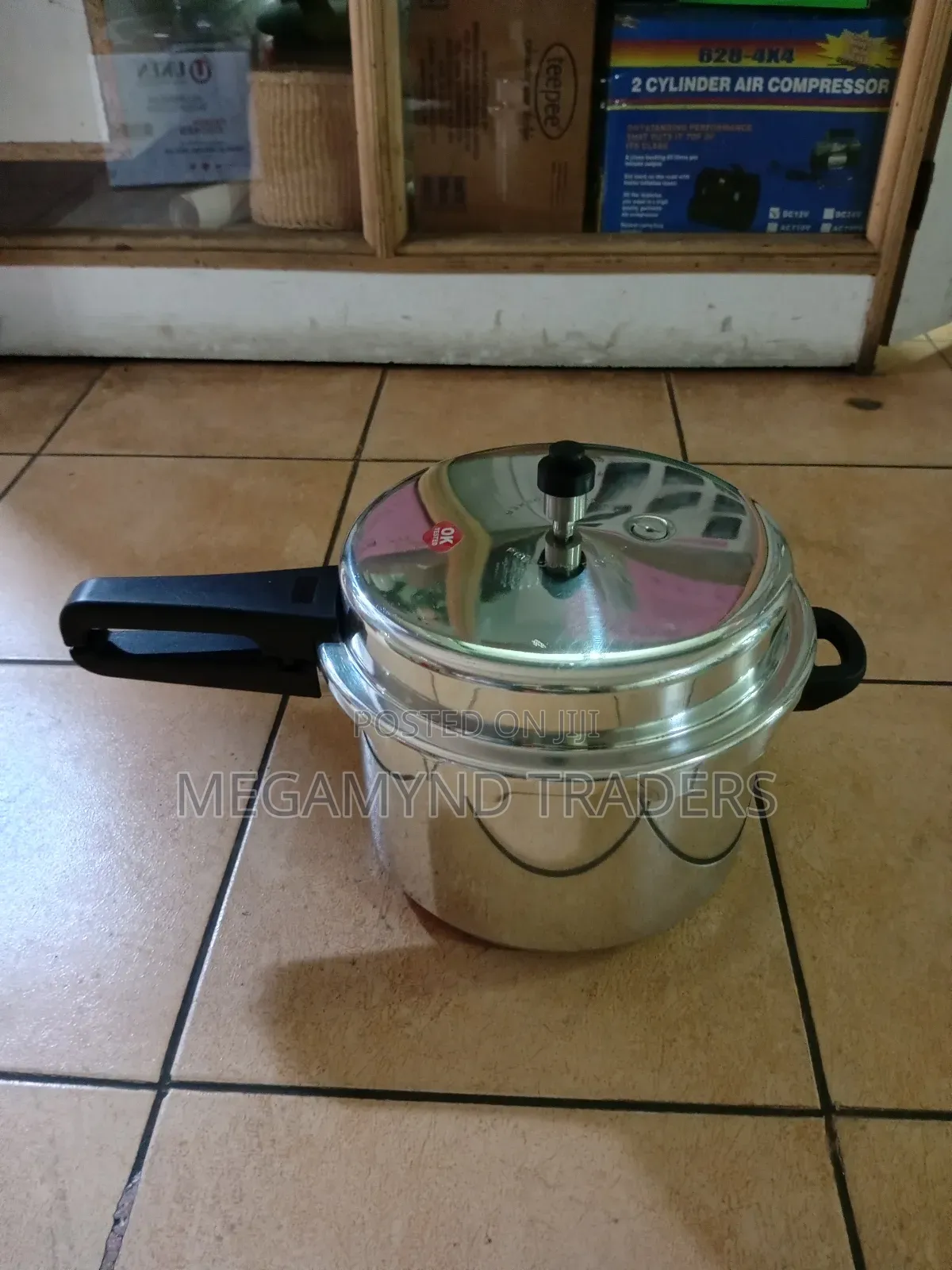 7.5 LTR Pressure Cooker/Uken Aluminium Pressure Cooker 7.5l