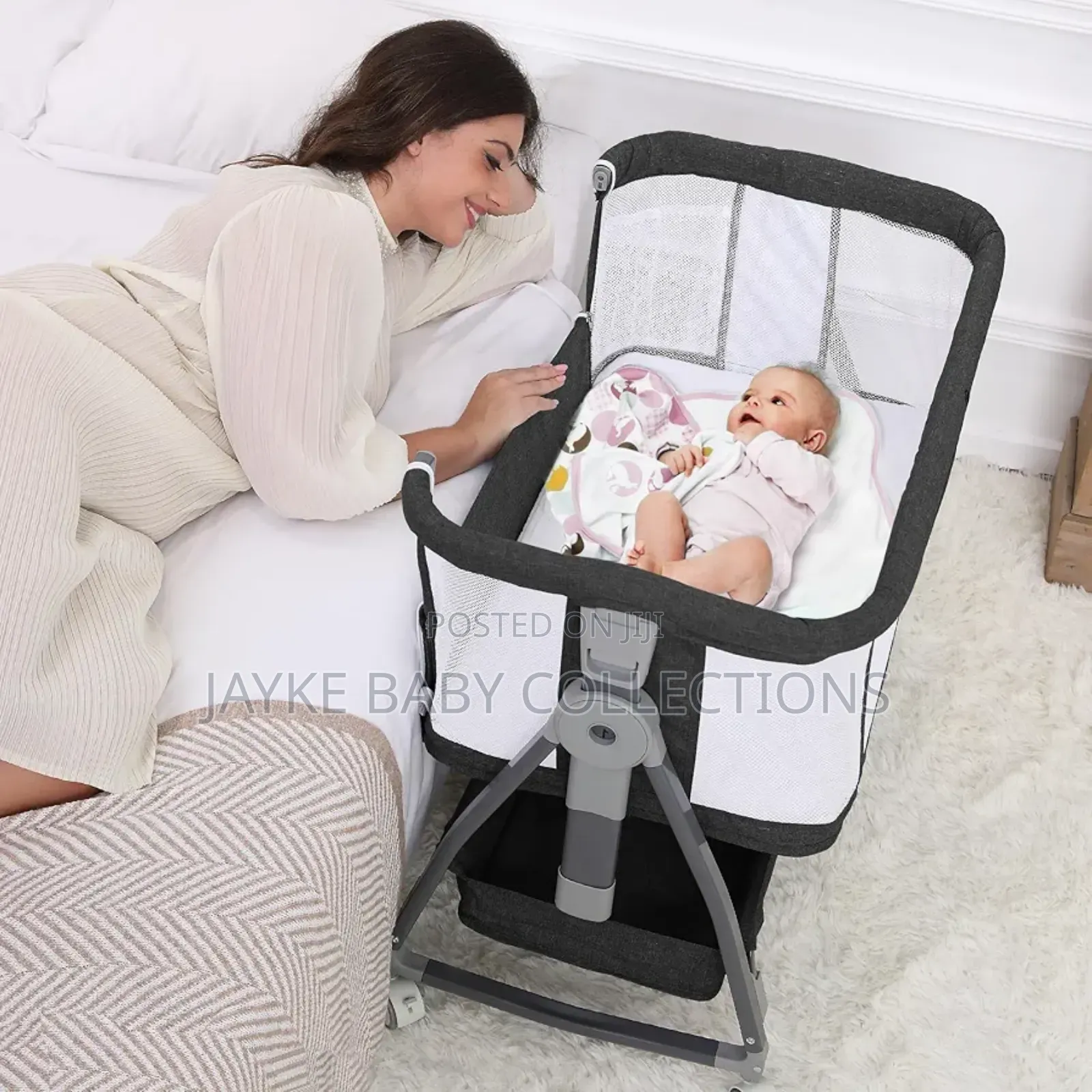 3-in-1 Baby Bassinet Bedside Sleeper With Canopy
