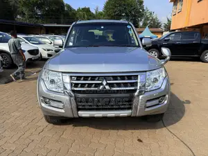 Mitsubishi Pajero V80 3.2 DI-D 2018 Gray