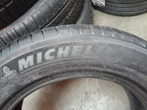 235/60r18 Michelin Tyre