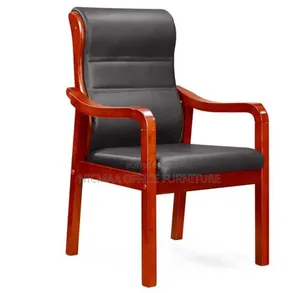 Executive Chair: Deisy Dee Stretch Arm Chair