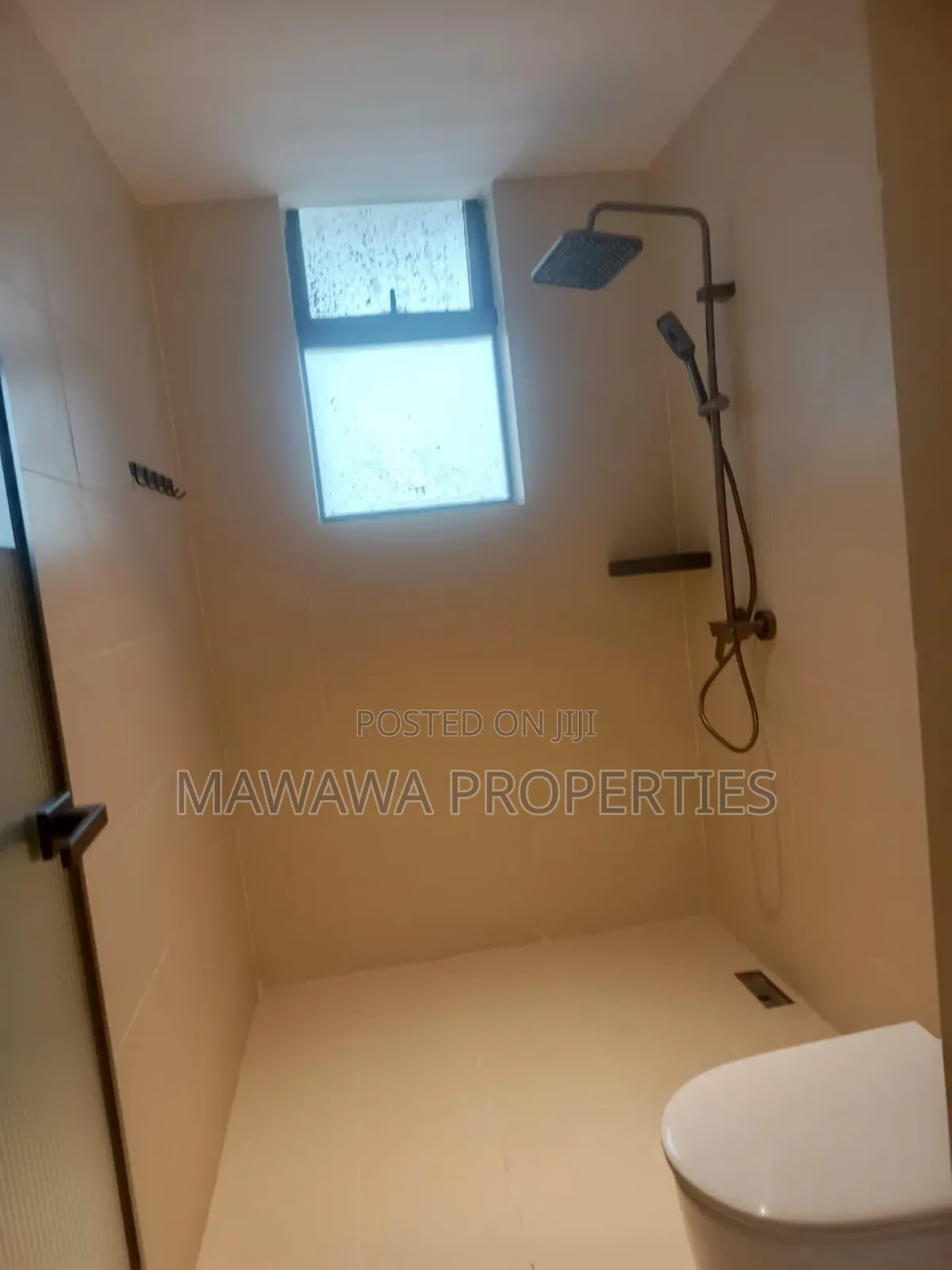 3bdrm Apartment in Gateway  Mall, Syokimau for sale