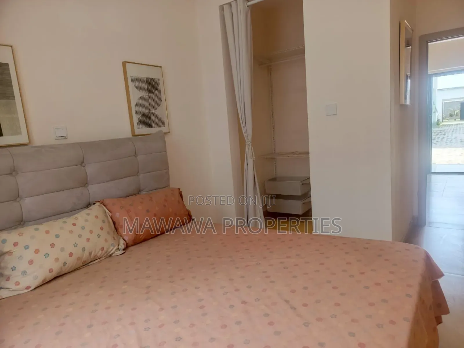 2bdrm Apartment in Gateway Mall, Syokimau for sale