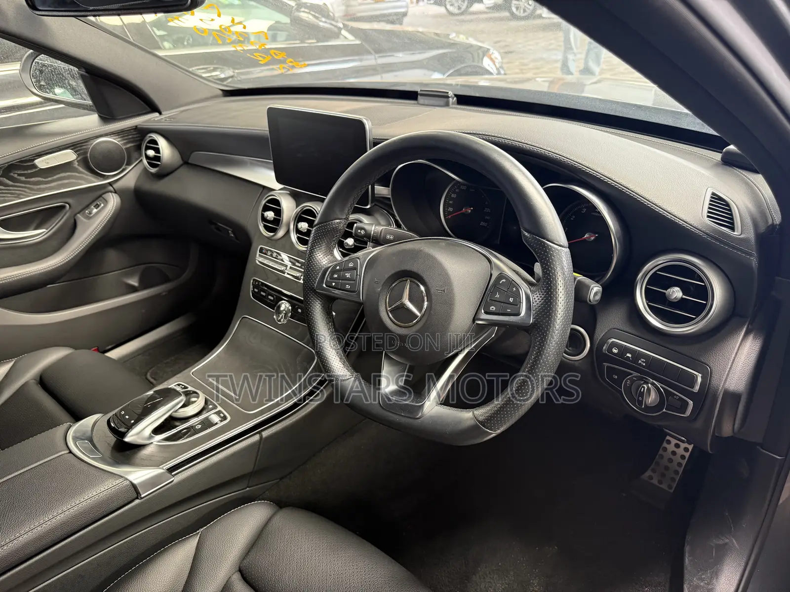 Mercedes-Benz C200 2018 Gray