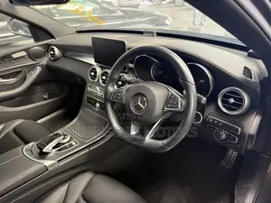 Mercedes-Benz C200 2018 Gray