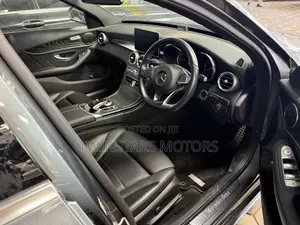 Mercedes-Benz C200 2018 Gray