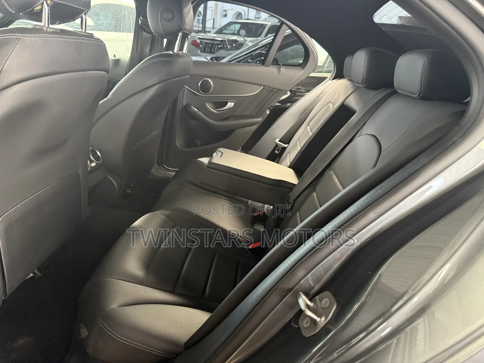 Mercedes-Benz C200 2018 Gray