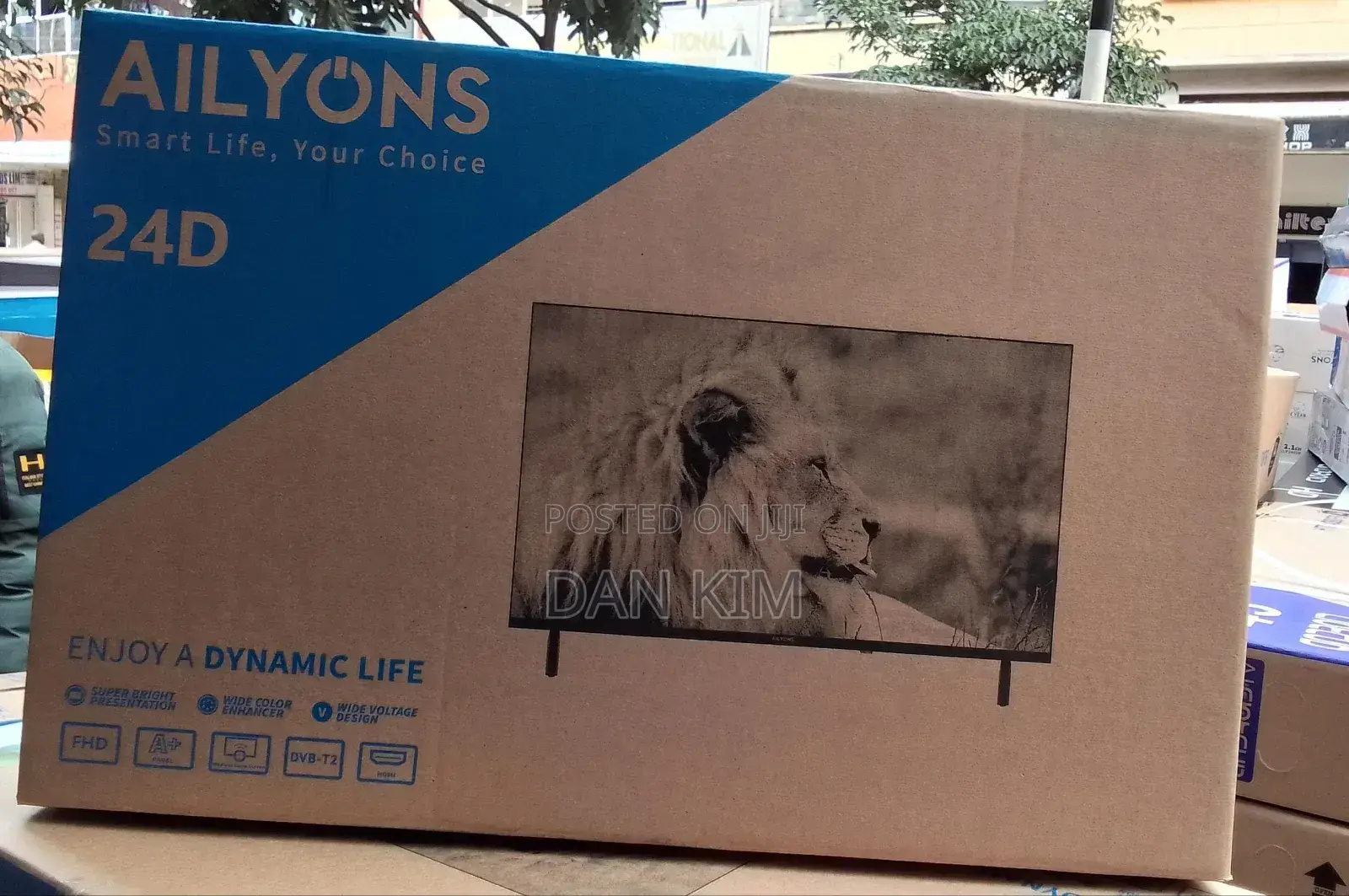 Solarmax 32 Inches Smart Tv