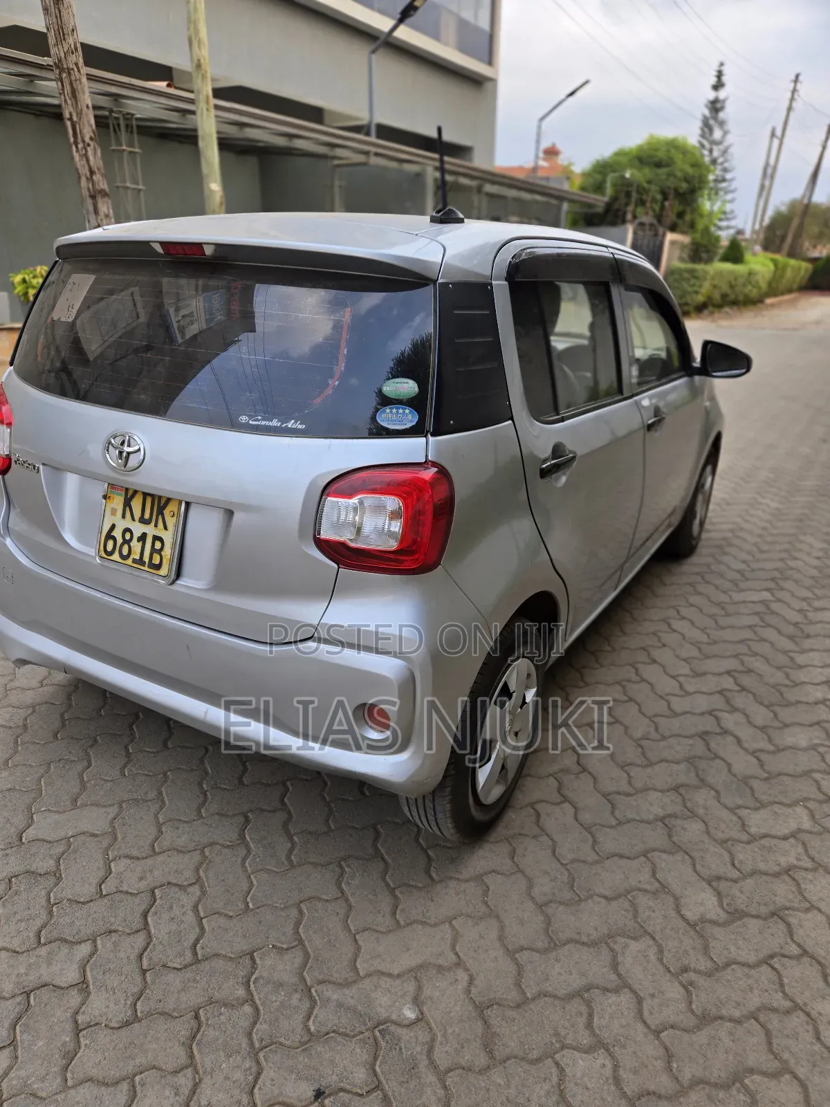 Toyota Passo 1.0 AWD 2015 Black