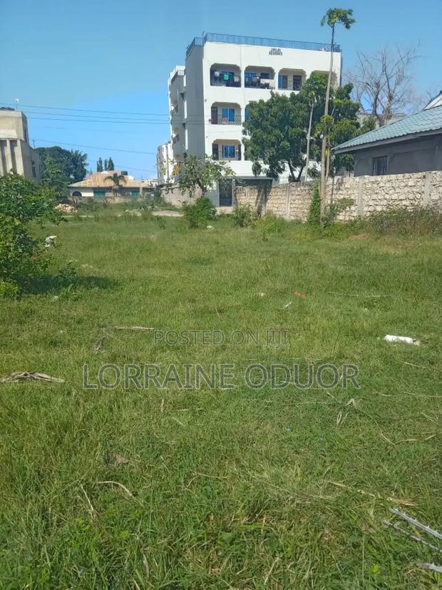 50 by 100 Acre of Land - main view