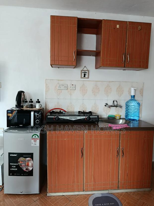 Blue Studio Airbnbin Nairobi Along TRM Drive Roysambu - thumbnail 13