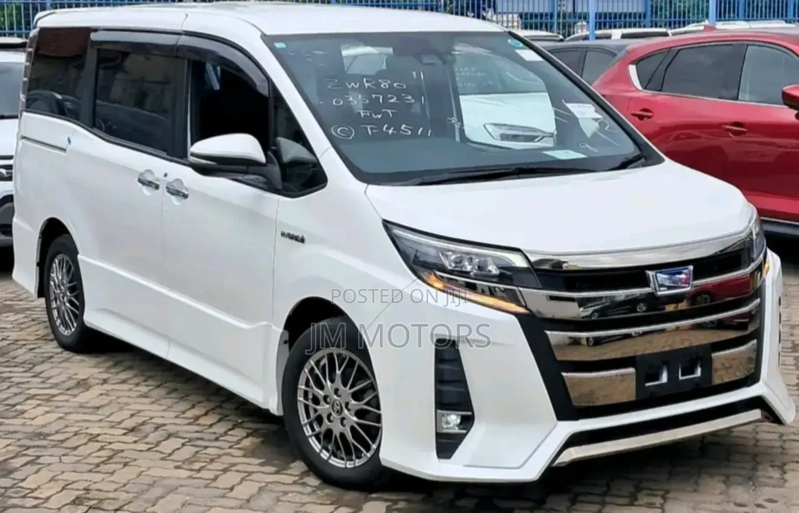 Toyota Noah 2019 White