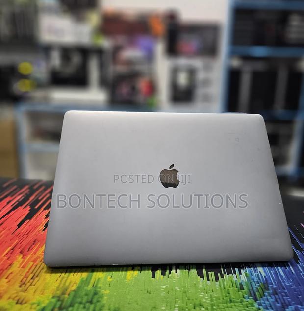 Laptop Apple MacBook Pro 2017 16GB Intel Core I7 SSD 512GB - thumbnail 4