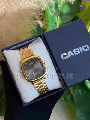 Casio Dual Time  Dual Time Display - main view