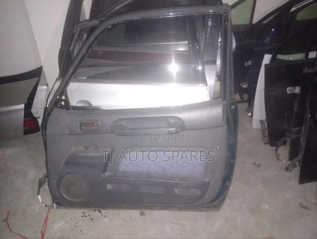 Rav 2000 Front Right Door - thumbnail 2
