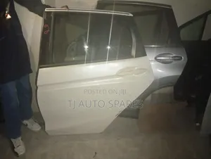 Honda Fit 2015 Back Left Door