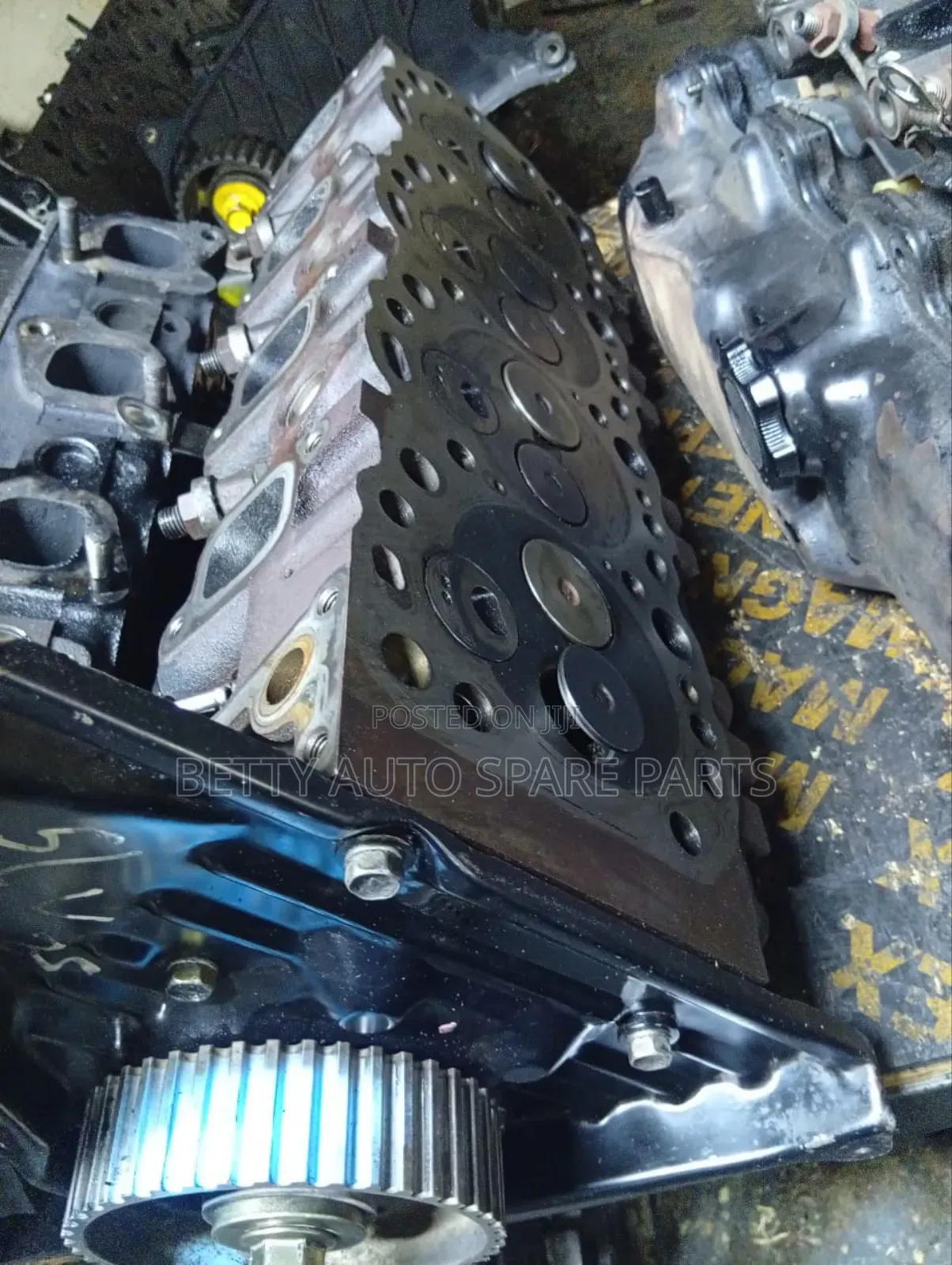 Toyota 5l Cylinder Head.
