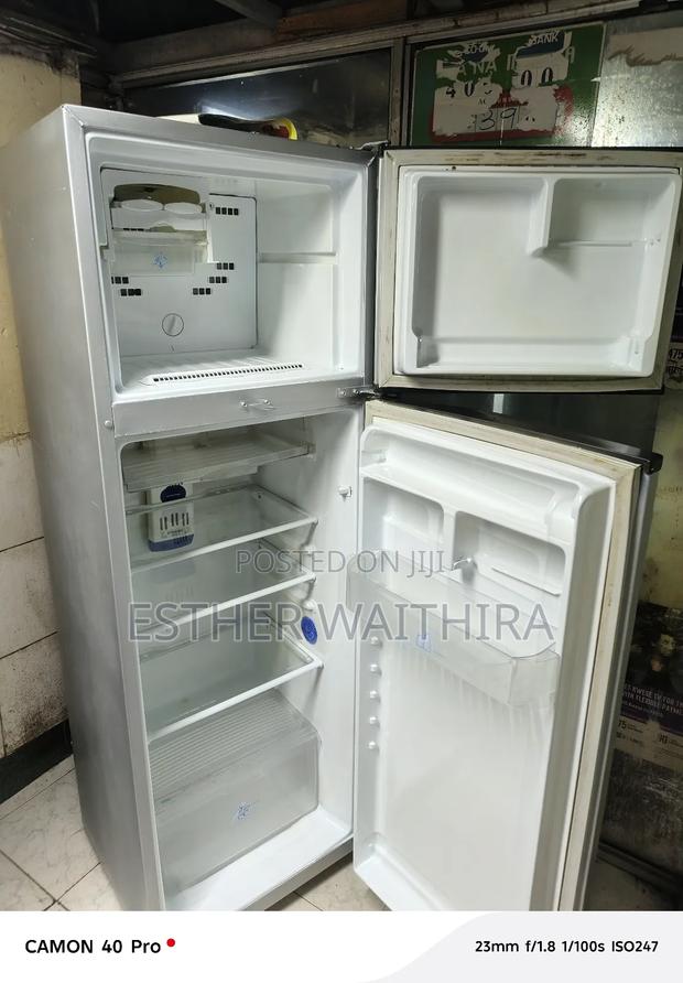 Fridge/Refrigerator Hitachi Fridge - thumbnail 3