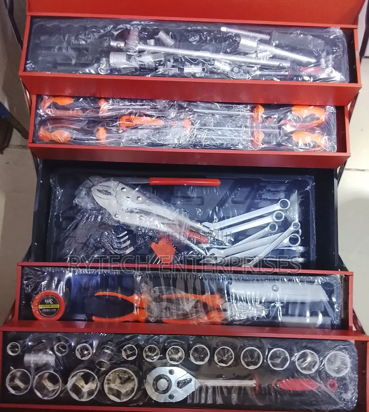 85pcs Metal Box Tool Set Kit