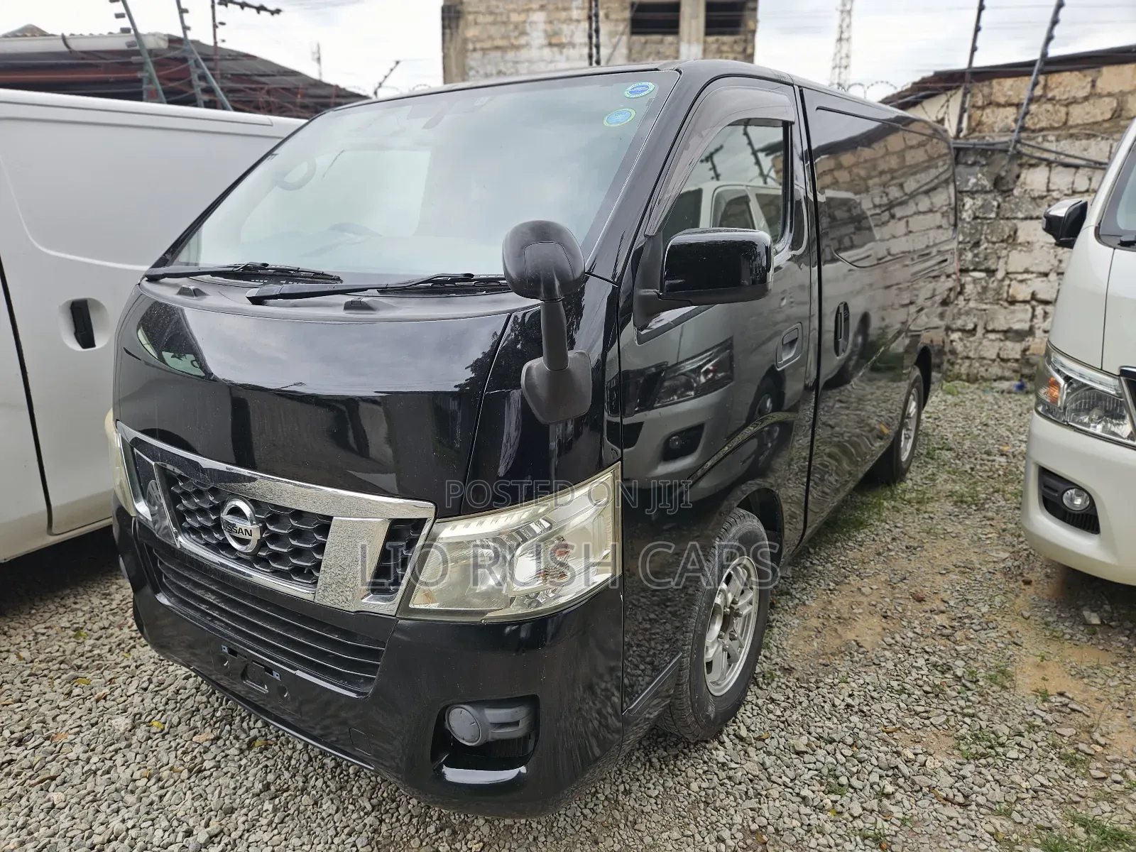Nissan Caravan (Urvan) 2019 Black