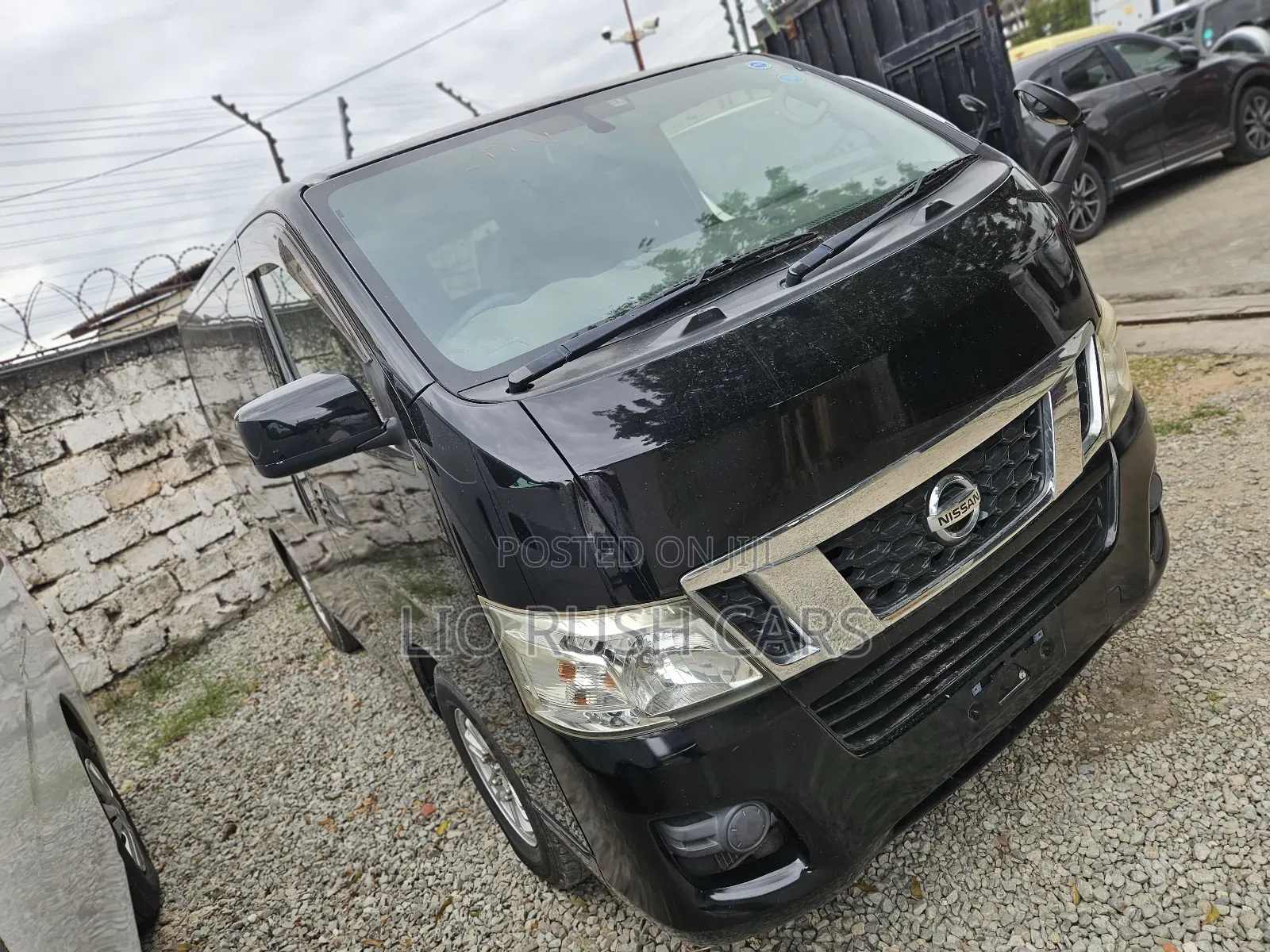 Nissan Caravan (Urvan) 2019 Black