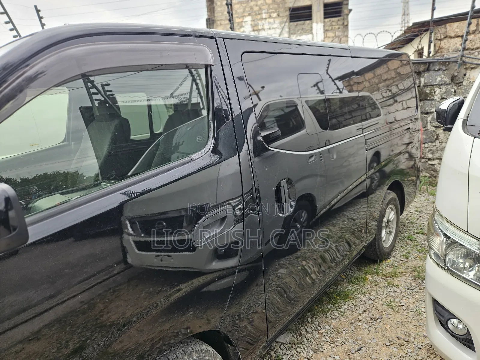 Nissan Caravan (Urvan) 2019 Black