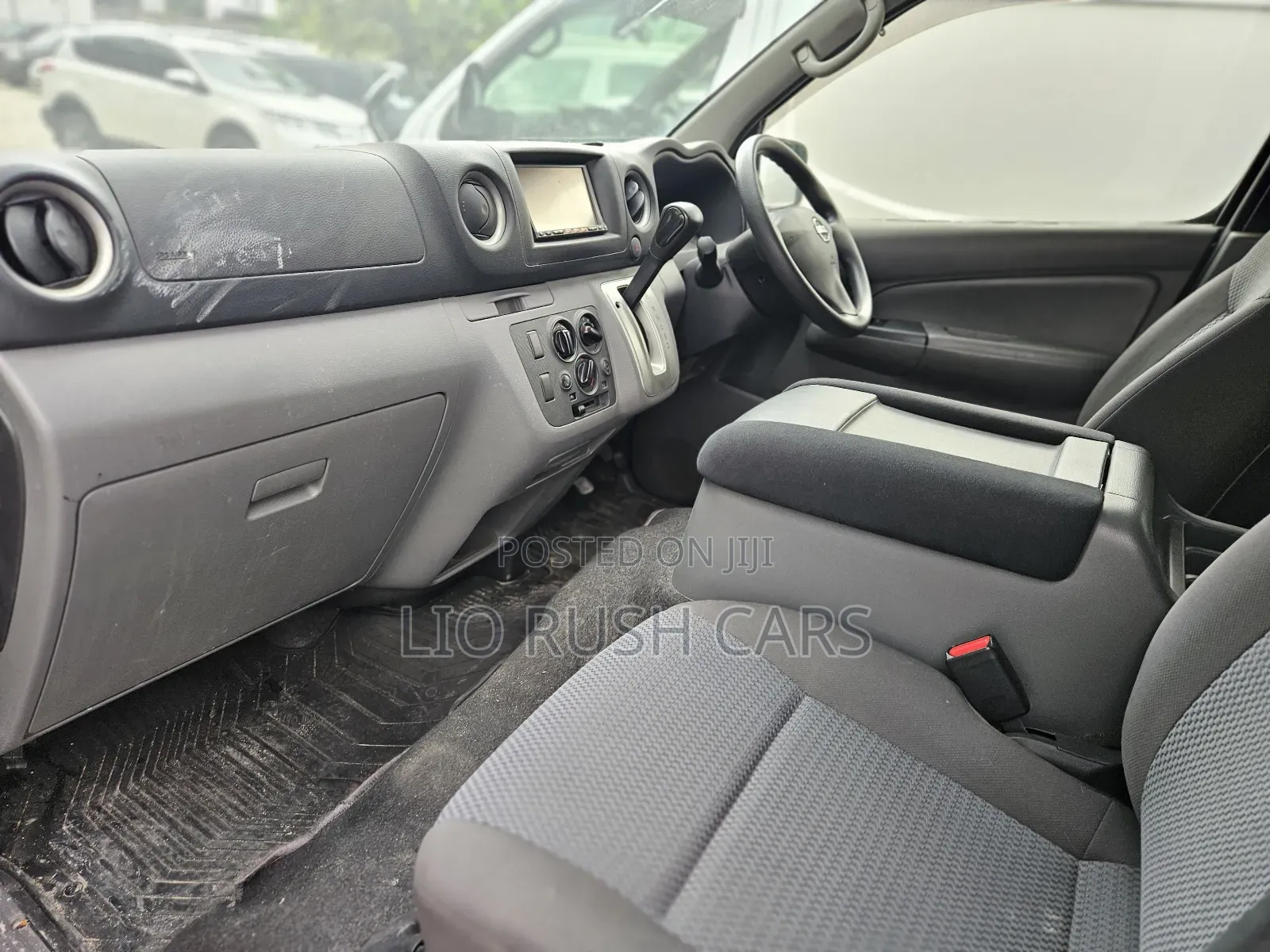 Nissan Caravan (Urvan) 2019 Black