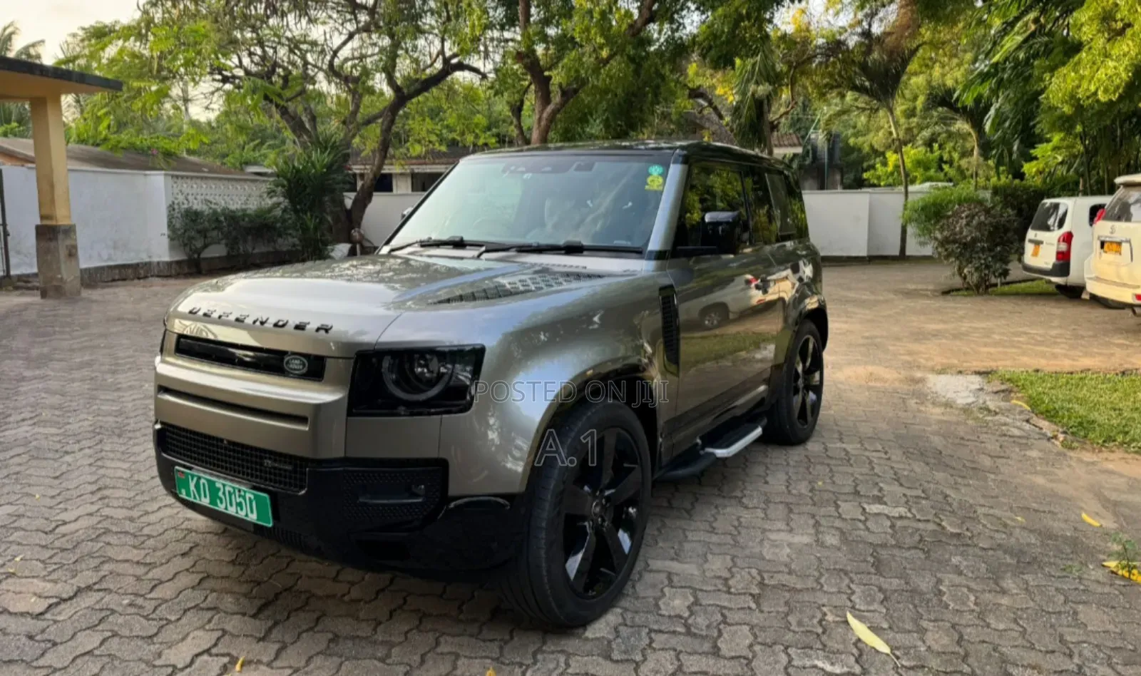 Land Rover Defender 2022 Gray
