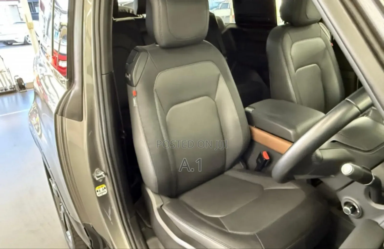 Land Rover Defender 2022 Gray