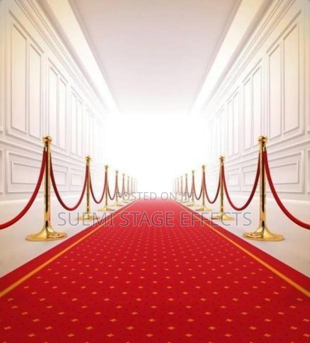 Gold Stanchions for Rent – Classy Event Setup - main view