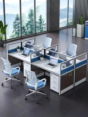 High Quality 4 Way Workstation *Exclusive Chairs*