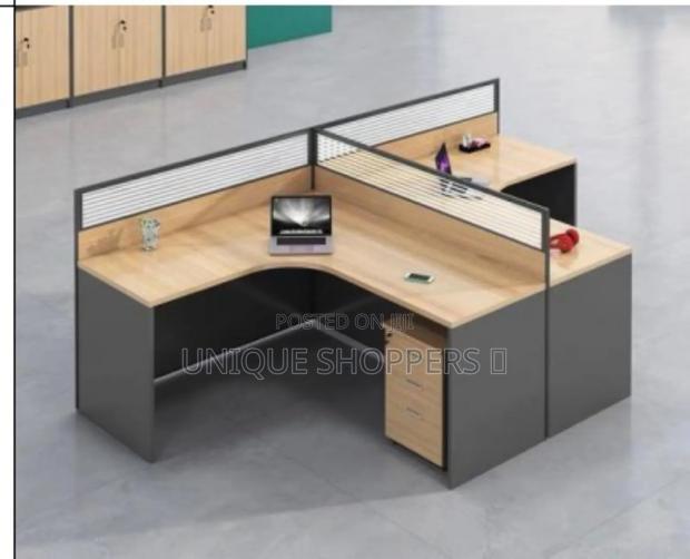 Quality 2-Way Workstation