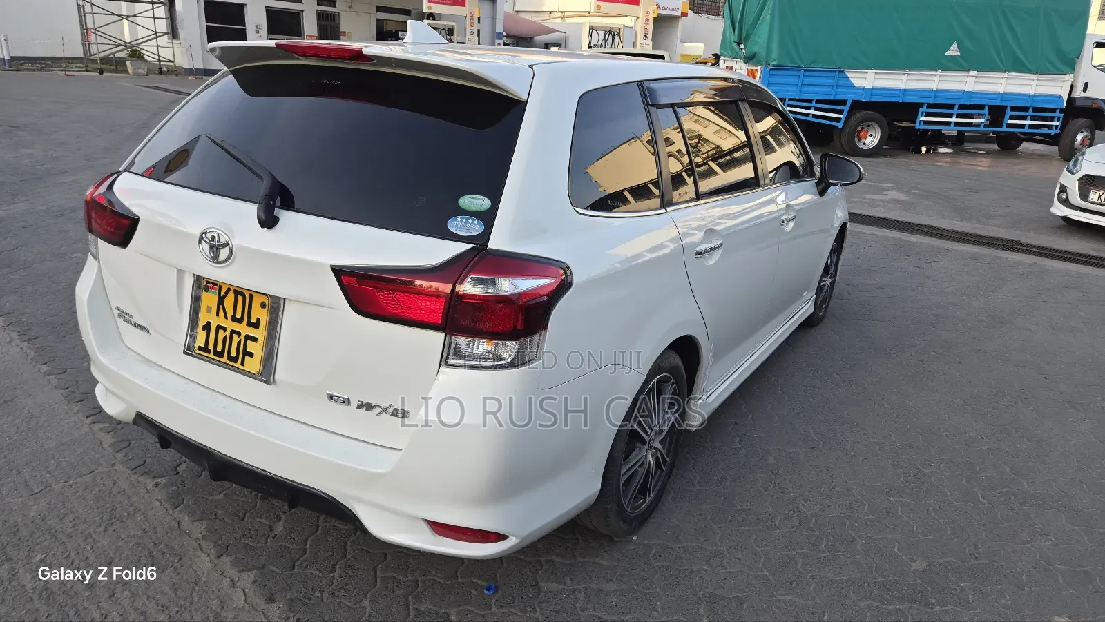 Toyota Corolla Fielder 2017 White