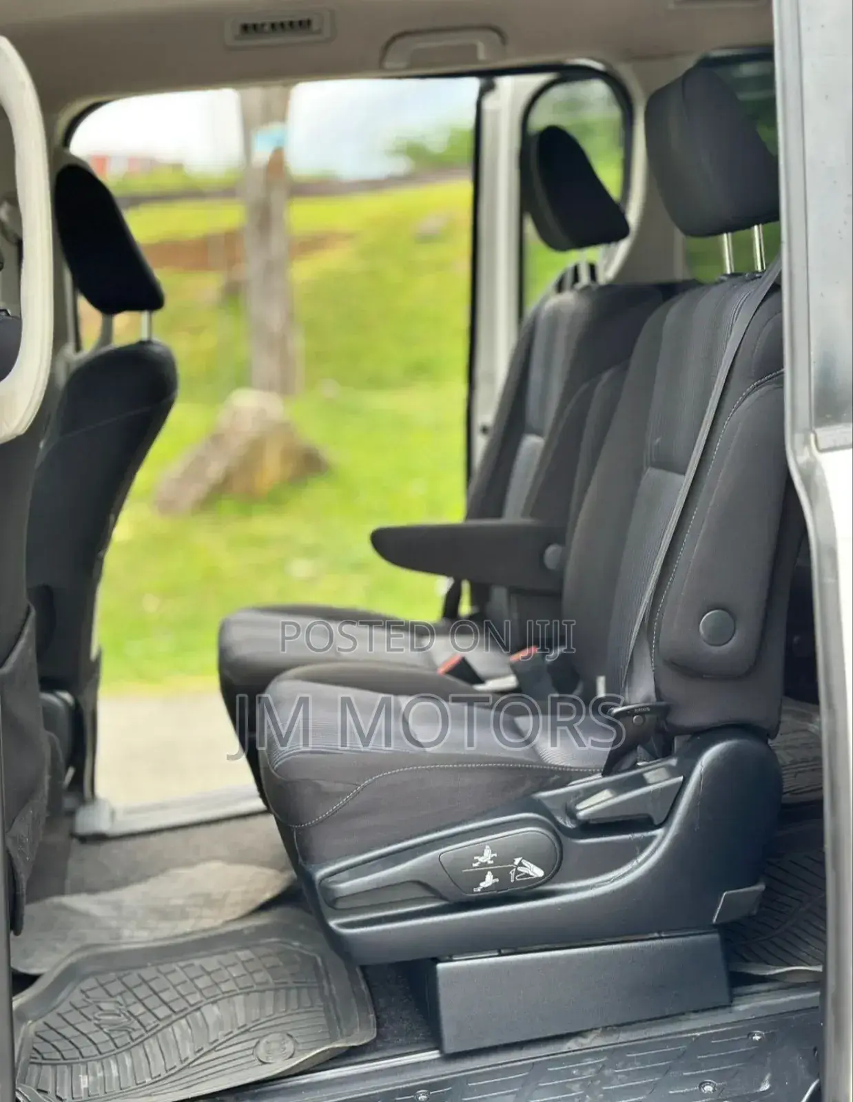 Toyota Noah 2019 White