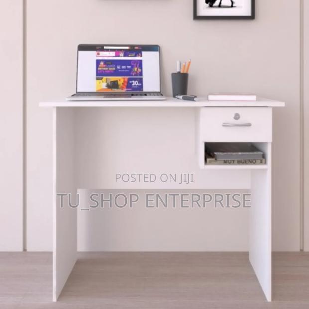 *Aneto Office Desk 0.9m White