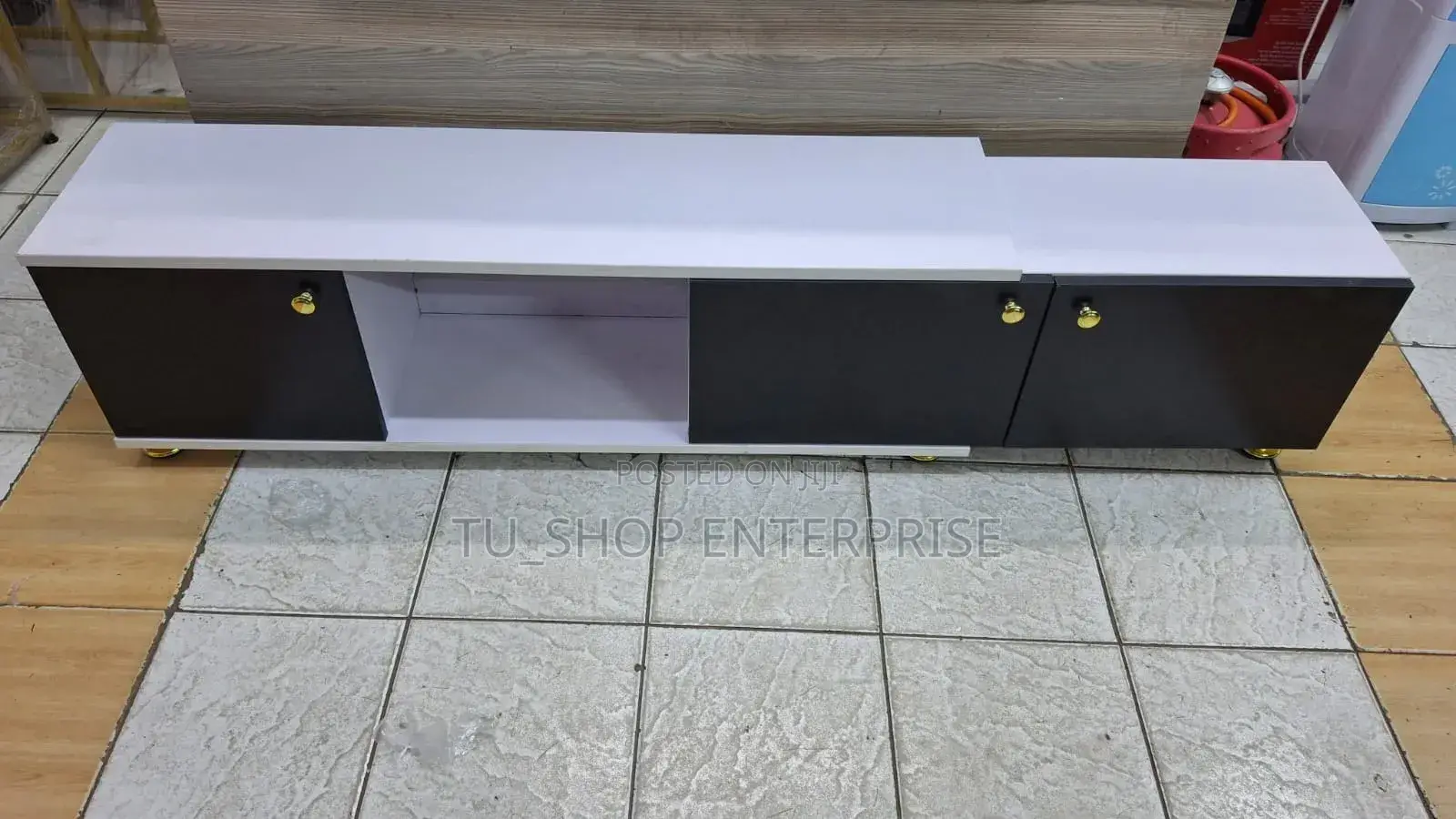 Tokyo Expandable 6ft Modern Tv Stand Now