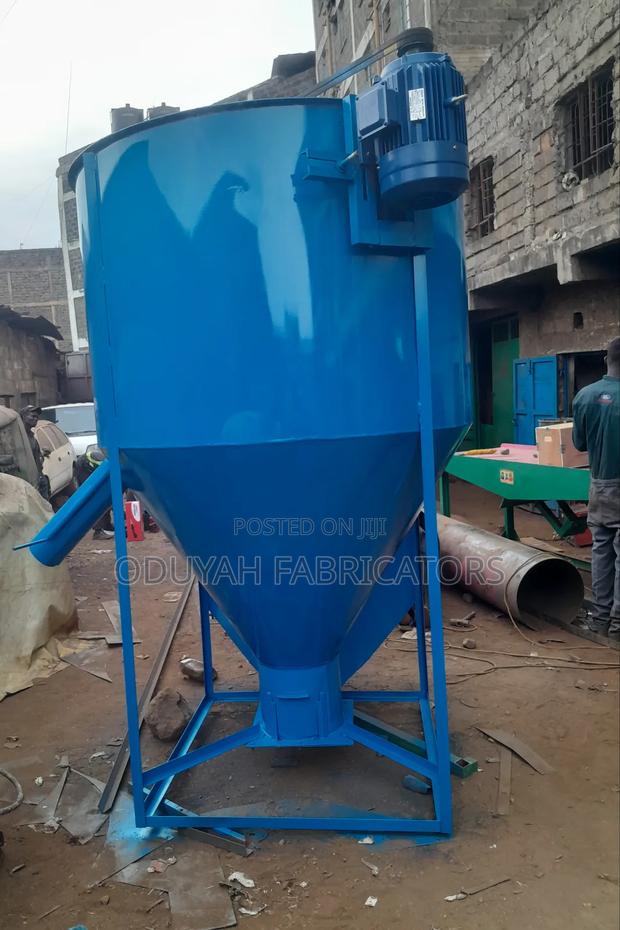 Complete Feed Mixer - main view